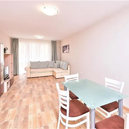 Апартамент Диксан Apartman *